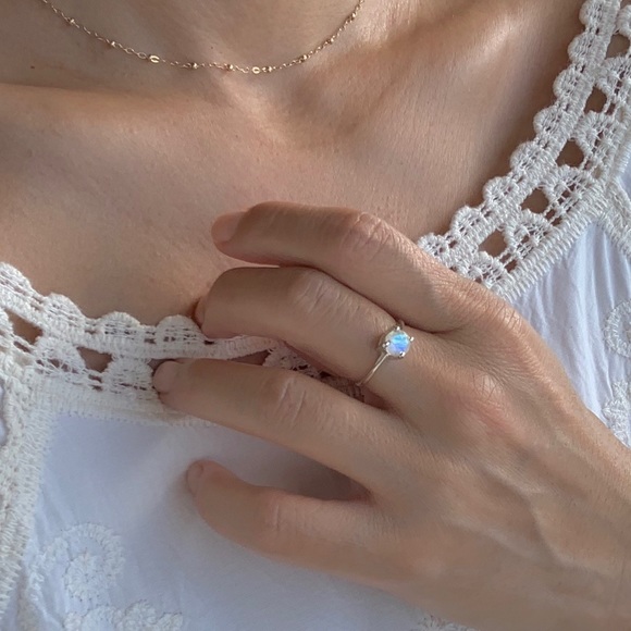 Moonstone Solitaire Sterling Silver Ring - Picture 4 of 8